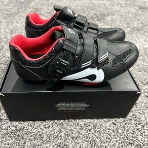 Peloton Sneakers Size 40